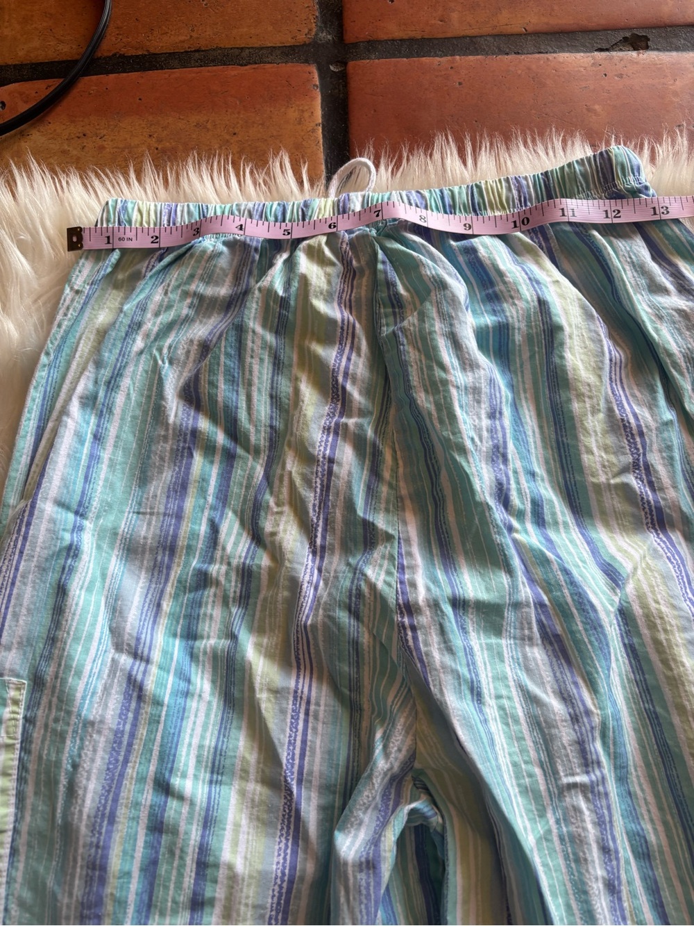 Capris - Picture 6 of 6